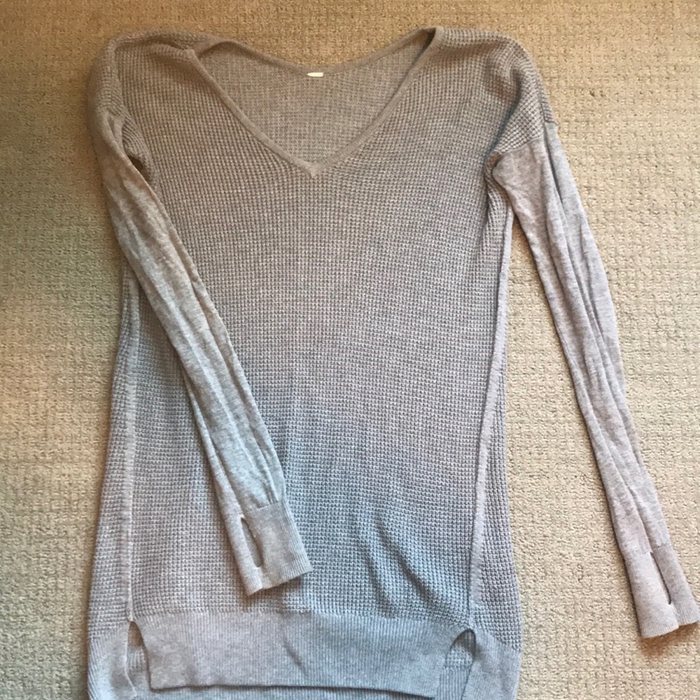 Lulu, Thin Sweater